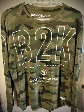 Men’s Long-Sleeve Camo Graphic Tee - Green